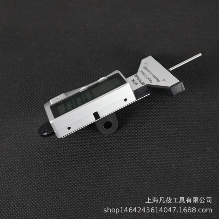 回弹式数显深度尺超003