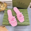 Zapatillas Huecas de la Marca g con Stock Transfronterizo para Mujer 2026 Nuevas Sandalias de Tira Única Color Caramelo Zapatos de Playa Zapatos de Goma Gelatina