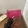 Bolso de un solo hombro para mujer en color liso, nuevo bolso de moda simple para señora mamá, bolso cruzado versátil de moda, lujo ligero transfronterizo