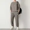 Traje deportivo casual de gofre para hombre, otoño, holgado, talla grande, conjunto de suéter de manga larga y pantalones, combinación guapa