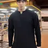 Sudadera Deportiva de Fitness de Manga Larga con Cuello en V Holgada, Estilo Ins de Moda para Hombre, Secado Rápido, Súper Elástica, Camiseta de Secado Rápido a Rayas que Realza la Apariencia de Fortaleza