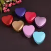 Suministros creativos para bodas caja de hojalata para dulces caja de regalo para dulces en forma de corazón caja de dulces de color sólido fábrica en stock
