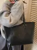 Yuezhi 2026 Verão Nova Bolsa Tote Versátil de Ombro Único Bolsa de Ombro Simples Casual Bolsa de Mão Versátil para o Trabalho para Mulheres