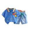 Traje de verano de manga corta para niños pequeños y medianos, conjunto de dos piezas con pantalones cortos de solapa de dibujos animados bonitos para bebés, venta al por mayor de fábrica, 2 años