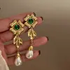 Colgante Vintage Incrustado de Diamantes Pendientes Geométricos, Pendientes Estilo Palacio Retro, Diseño de Nicho, Lujo Ligero y de Alta Gama
