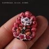 Colgante de accesorios pintado con arena roja cinabrio dios de la riqueza mariposa zodiaco dragón zorro de nueve colas zaki ramu colgante hecho a mano al por mayor