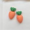 Accesorios de resina de zanahoria diy pegamento crema pegatina para refrigerador horquilla para el cabello cuerda para niños material de accesorios de rábano al por mayor