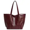 Bolsa de Ombro Transversal com Textura Retrô para Mulheres, Nova Bolsa de Outono e Inverno para Mulheres, Bolsa Tote Grande com Rebites da Moda Europeia e Americana