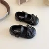 Zapatos de Cuero para Niñas Estilo Coreano Estilo Coco Chanel Estilo Primavera y Otoño Suela Suave Zapatos de Princesa con Lazo Zapatos Individuales para Caminar de Bebé Zapatos Mary Jane