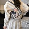 Bolsa Pequena para Mulheres 2025 Primavera Nova Estilo Coreano Bolsa Transversal Nicho Moda Casual Simples Retro Bolsa de Axila