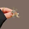 Broche Fofo de Veado, Alto Padrão, Feminino, Corsage Exquisito, Broche Luxuoso e Versátil, Acessório de Roupa, Presente de Natal