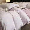 Conjunto de quatro peças em veludo de leite esculpido de qualidade classe A para mãe e bebê, capa de edredom de pelúcia espessa de inverno, lençol de cama de flanela coral, saia de cama 4