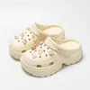 Zapatos Transpirables con Agujeros para Mujer Ropa Exterior 2024 Verano Eva Dung Sense Plataforma Sandalias de Playa Antiolor con Aumento de Altura Chanclas con Agujeros