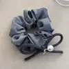 Goma para el Cabello de Perlas y Lazo Estilo Francés para Otoño e Invierno, Scrunchie Suave y Elegante, Diadema Elegante para Moño, Accesorio para el Cabello