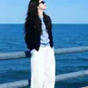 Traje Estilo Coreano Primavera 2026, um Conjunto Completo de Tops de Duas Peças Modernos e Elegantes com um Toque de Luxo, Extremamente Bonito e Único