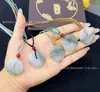 Jade Natural Tianshan Forma de Gota de Agua Wushi Pai Flor Flotante Colgante de Jade Joyería Collar Más Vendido Transmisión en Vivo Venta Directa de Fábrica