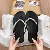 Chanclas para Uso en Exteriores, Nuevo Estilo de Moda, Versión Coreana Súper Popular, Sandalias de Verano, Faldas Impresionantes, Chanclas Estilo Hada con Pedrería