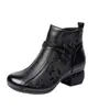 Botines artísticos de estilo vintage para mujer, con punta redonda y tacón grueso, colección otoño/invierno 2026, con forro de felpa, de altura hasta la mitad de la pantorrilla y diseño de cuero repujado, adecuados para mujeres de mediana edad y mayores
