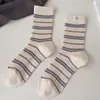 Meias Risadas Cinzas para Mulheres, Meias de Cano Médio para Outono e Inverno, Etiqueta de Tecido Fofa de Cachorrinho Bordado, Meias Femininas com Barra Rebatida, Meias da Moda Estilo Coreano