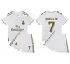 2526 Real Madrid Cristiano Ronaldo Portugal Jersey Infantil Entrenamiento y Competición Uniforme de Fútbol Manchester United Barcelona Messi Uniforme de Equipo para Hombre y Mujer