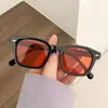 Nuevas Gafas de Sol Retro 2025 Estilo Coreano Gafas de Sol para Mujer Moda Personalidad Cuadradas Tachonadas Estilo Celebridad de Internet