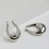 Pendientes Ovalados Metálicos Brillantes, Frescos y Minimalistas, Simples y Modernos, Pendientes Versátiles para el Día a Día, Pendientes de Lujo Ligero y de Alta Gama para Mujer