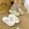 Nuevos Accesorios de Resina Versátiles Dopamina Flor Hueca Mariposa Charms Lindos para Zapatos DIY para Zuecos