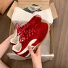Zapatos atléticos para mujer al por mayor 2026 primavera y otoño nuevos casuales transpirables estilo Forrest Gump ligeros cómodos versátiles estudiantes Zapatos de entrenamiento alemanes