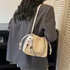 Bolsa de Corrente Estilo Coreano Versátil para Mulheres Nova Coleção Primavera 2026 Plissada Nicho Elegante Bolsa de Ombro Transversal
