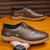 Sapatos de Couro Masculinos de Negócios Transfronteiriços, Sapatos de Couro Confortáveis de Sola Macia, Sapatos Casuais Versáteis da Moda, Sapatos Slip-On, Sapatos Masculinos da Moda para Comércio Exterior