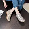 Zapatillas de entrenamiento alemanas para mujer que aumentan la altura, nuevas zapatillas casuales de malla transpirable para verano 2026, versátiles para personas bajitas