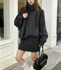 Novo conjunto de duas peças de vestido suéter emagrecedor de caimento solto para outono e inverno, moda casual coreana, terno de tricô de gola alta preguiçoso para mulheres