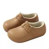 Pantuflas de Algodón Boken para Mujer de Espalda Cerrada Cálidas de Invierno Estilo Nuevo Zapatos Postparto Pantuflas de Algodón Impermeables con Felpa al Interior para Hombre Venta al por Mayor