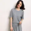 Prenda de primera línea sin costuras hilo Yangzi cuello redondo simple color liso peinado lana 100% mujer primavera y verano nuevo tejido manga corta