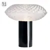 Lámpara de Mesa de Vidrio Artístico Posmoderna Lámpara de Noche para Dormitorio de Hotel de Diseñador Iluminación de Sala de Estar Modelo Habitación Lujo Ligero