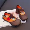 Sapatos Infantis Minimalistas 2026 Verão Novos Sapatos para Meninas Estilo Coreano Color Block Moderno Malha Leve Sapatos Casuais