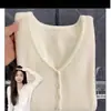 Camiseta básica de punto gris estilo coreano con cuello en V para mujer, ropa interior, novedad de otoño e invierno, engrosada, suave, cerosa, adelgazante, top de manga larga