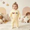 Conjunto Casual de Dos Piezas para Bebé Sudadera con Bordado de Letras LOVE Joggers Ropa Deportiva para Bebés y Niños Pequeños Primavera y Otoño