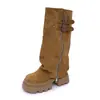 Botas altas versión 2026, botas de caña, botas de caballero, adelgazantes y que aumentan la altura, botas altas de cuero suave, nuevo estilo para mujeres menudas con rodillas apiladas