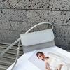 Bolso Bandolera de Hombro Único Nuevo para Mujer, Bolso Cuadrado Pequeño Versátil de Mano Moderno y Simple para Mujer, Bolso Horizontal con Solapa de Cuero Genuino para Teléfono Móvil