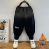 Pantalones de punto de terciopelo de una pieza con letra bordada lateral para niño, ropa de otoño e invierno, pantalones casuales para combinar con todo con forro polar para niño, pantalones modernos para niño