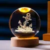 Exclusivo para ventas transfronterizas: Bola de cristal creativa de animales marinos 3D con base de madera, luz nocturna brillante, adorno de bola de cristal para escritorio