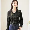 Camisa Elegante de Alta Calidad Reductora de Edad para Mujeres de Mediana Edad, Nueva, Estilo Francés Retro, Cuello en V, Manga Larga, de Botones, con Cordones, para Primavera y Otoño