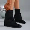 Botas de mujer hasta la pantorrilla con aumento de altura interno, punta fina, gamuza, diseño apilado, nuevo estilo otoño/invierno 2026, botas de montar de tubo alto ajustadas