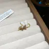 Anel Aberto de Flor de Zircônia e Pérola Banhado a Ouro 14K Real, Anel Exquisito e Elegante para o Dedo Indicador, Joia de Luxo Leve e de Alta Qualidade