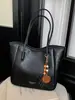 Bolso tote retro para mujer, nueva colección de otoño 2026, con un diseño sofisticado y lujoso, de gran capacidad, perfecto para el día a día.