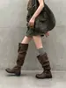 Botas altas elegantes y a la moda para mujer, nuevo modelo 2026, con hebilla de cinturón, caña ancha, botas plisadas de tacón de bloque, botas de motociclista