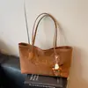 Bolso Casual de Gran Capacidad con Estampado de Leopardo para Mujer 2025 Nuevo Otoño e Invierno Retro Más Fácil de Combinar Bolso de Hombro Bolso Tote para Desplazamiento