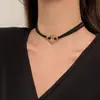 Collar de terciopelo rojo y negro con forma de corazón, estilo europeo y americano, ideal como regalo para amigos, accesorios diarios.