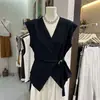 Top Elegante Versátil sin Mangas con Cuello en V, Cinturón de Corbata, Estilizador, Diseño Irregular, Simple y Versátil, Verano 2026